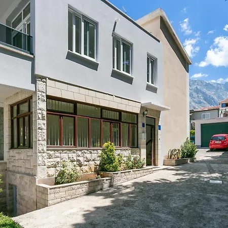 6773a Apartamento *